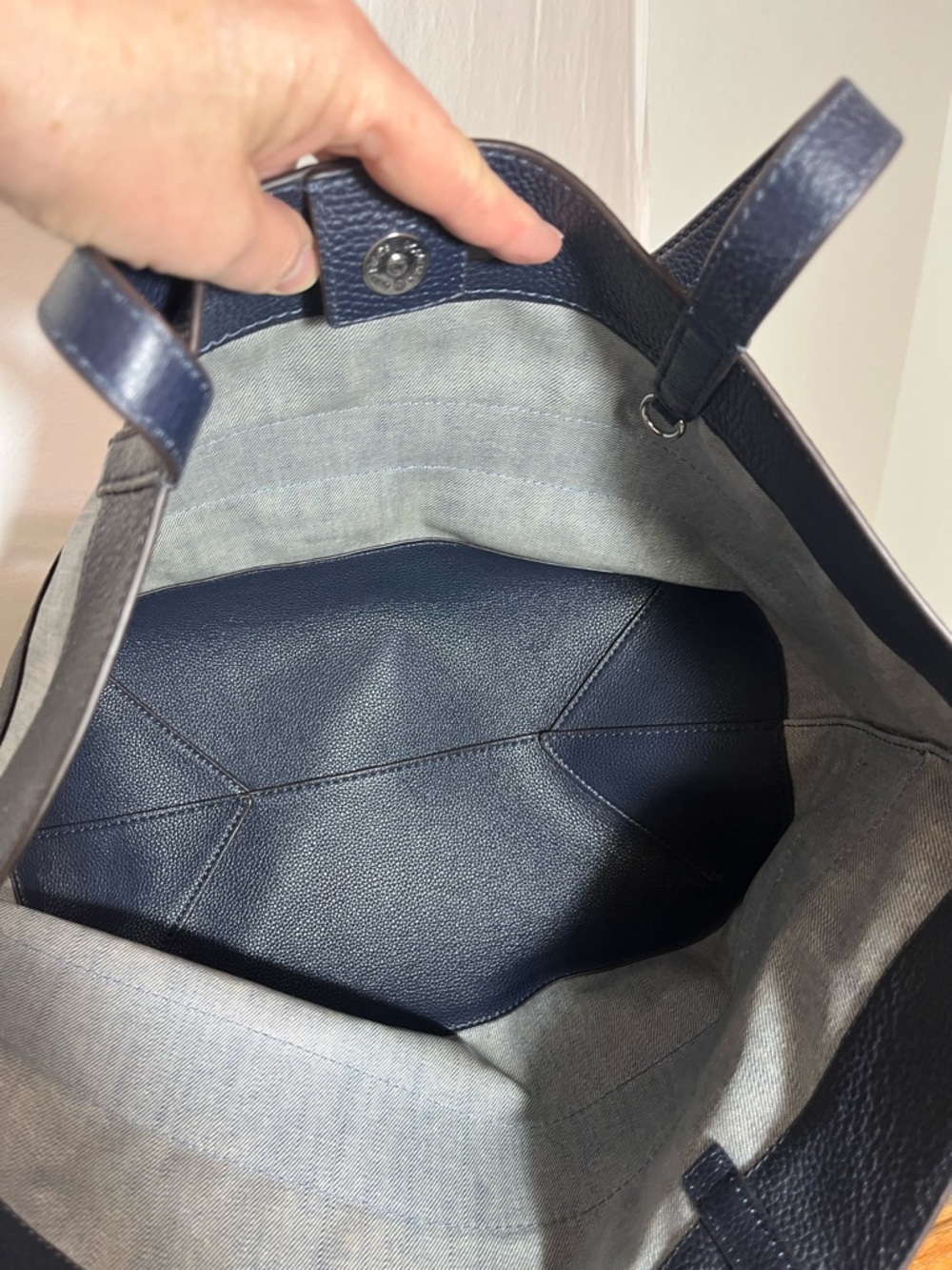 Michael Kors Navy Pebbled Leather & Denim Striped Tote Bag Large Shoulder purse - Picture 6 of 10